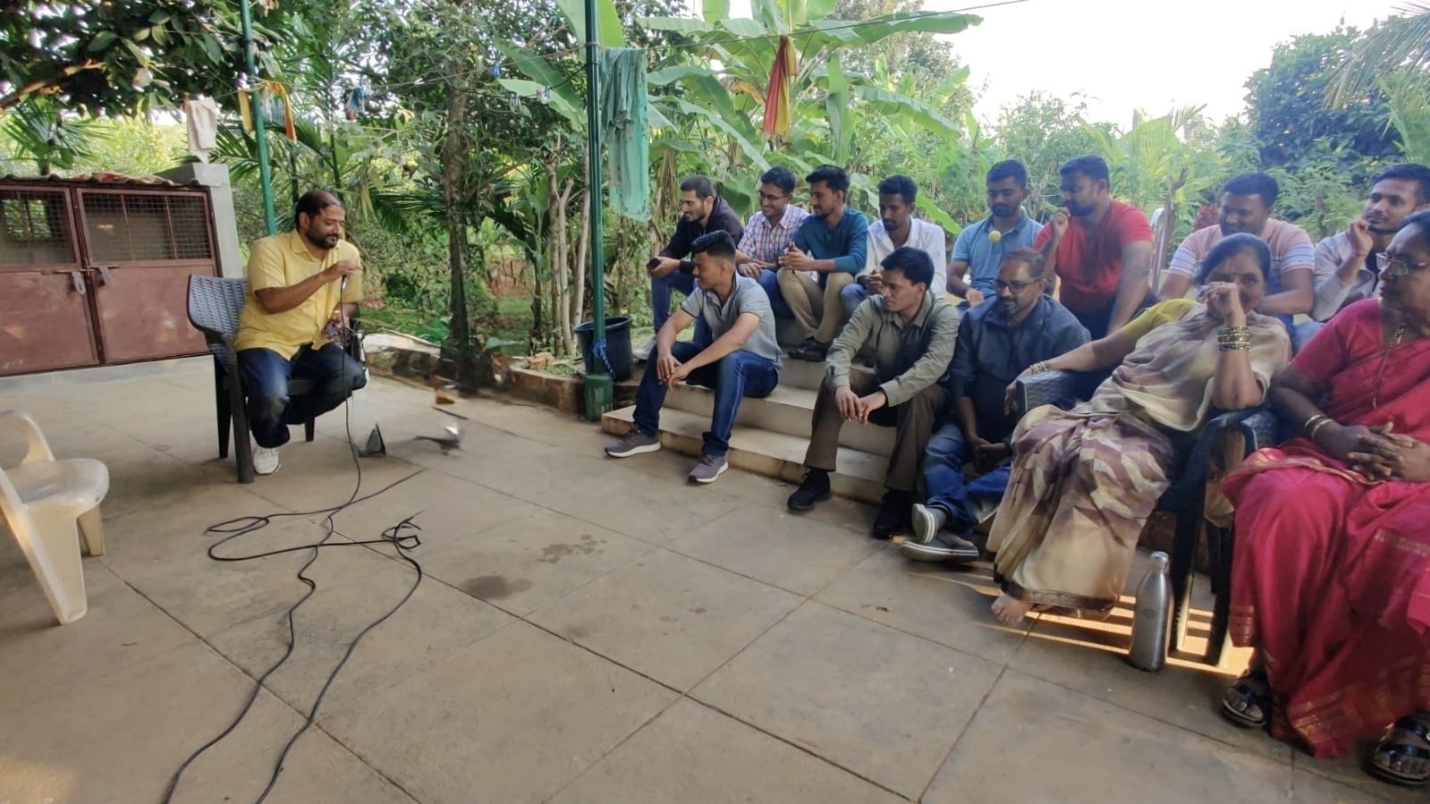 265efeb9-ed65-4019-940f-75b1d01a9e3e 2