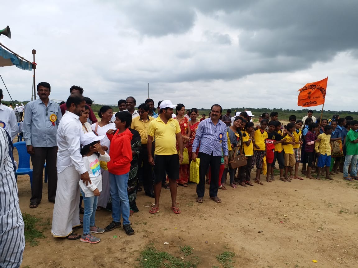 b26d4a43-6382-4599-bd64-3b459dabc1a3