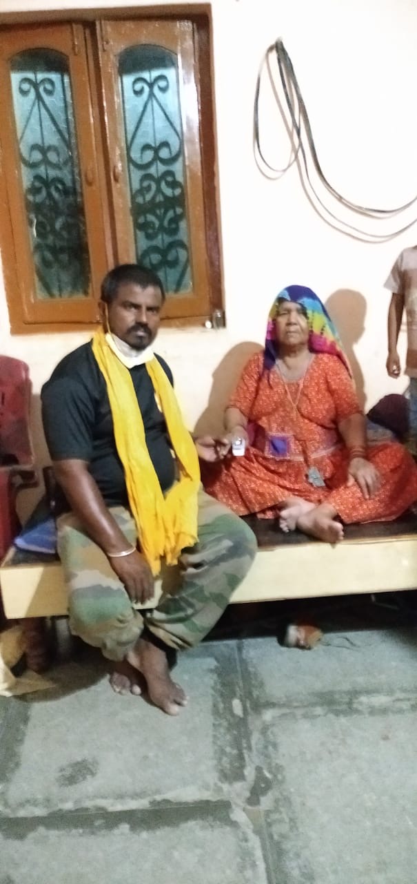 e81b1a41-7ec0-4746-ba4e-a0e802787dd1 4